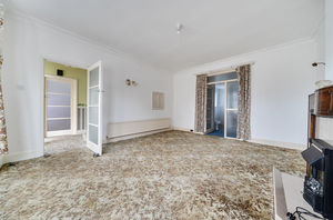 Lounge angle 2- click for photo gallery